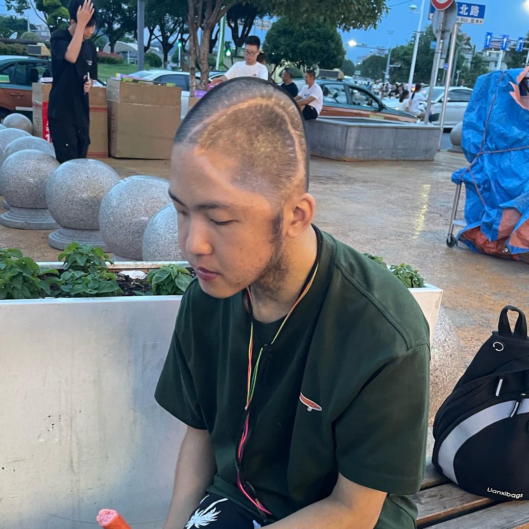 小锋加油☀️