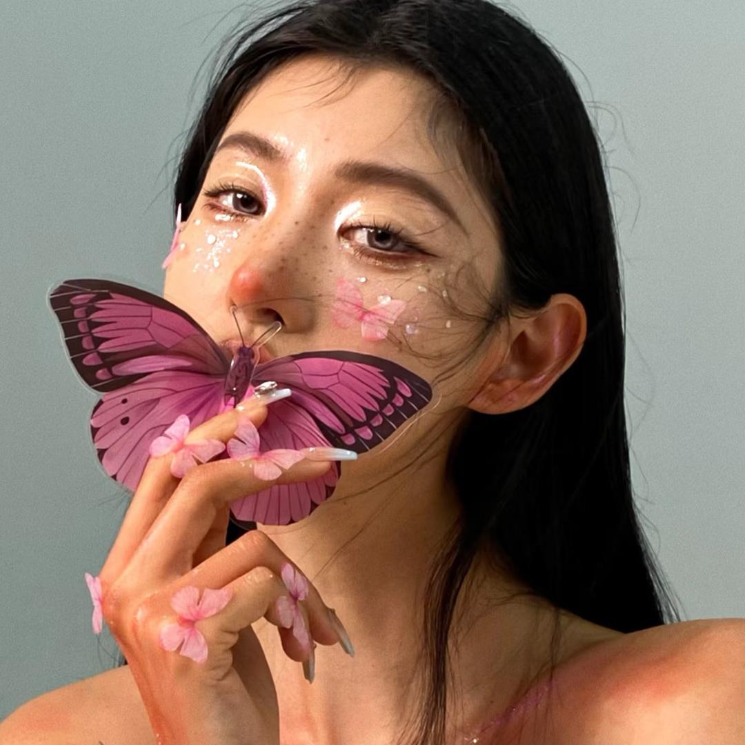 朵朵容