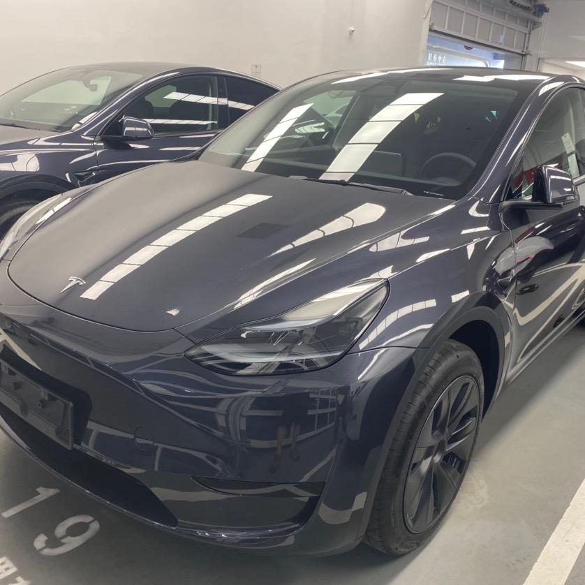 爱华艺术工作室