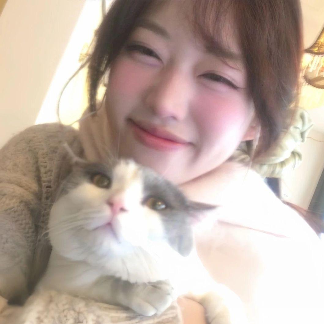 一只自由的鸵鸟