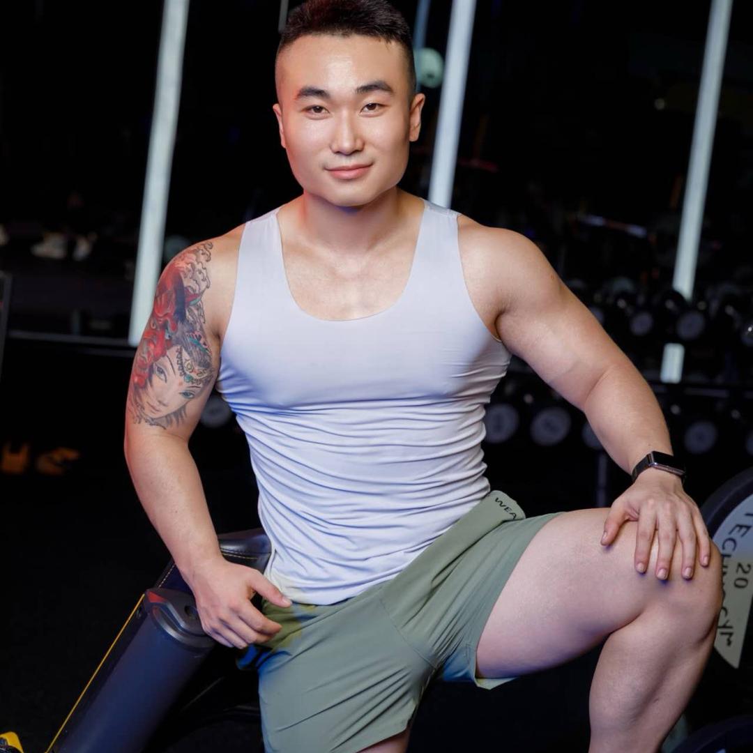 超哥不是大胖子