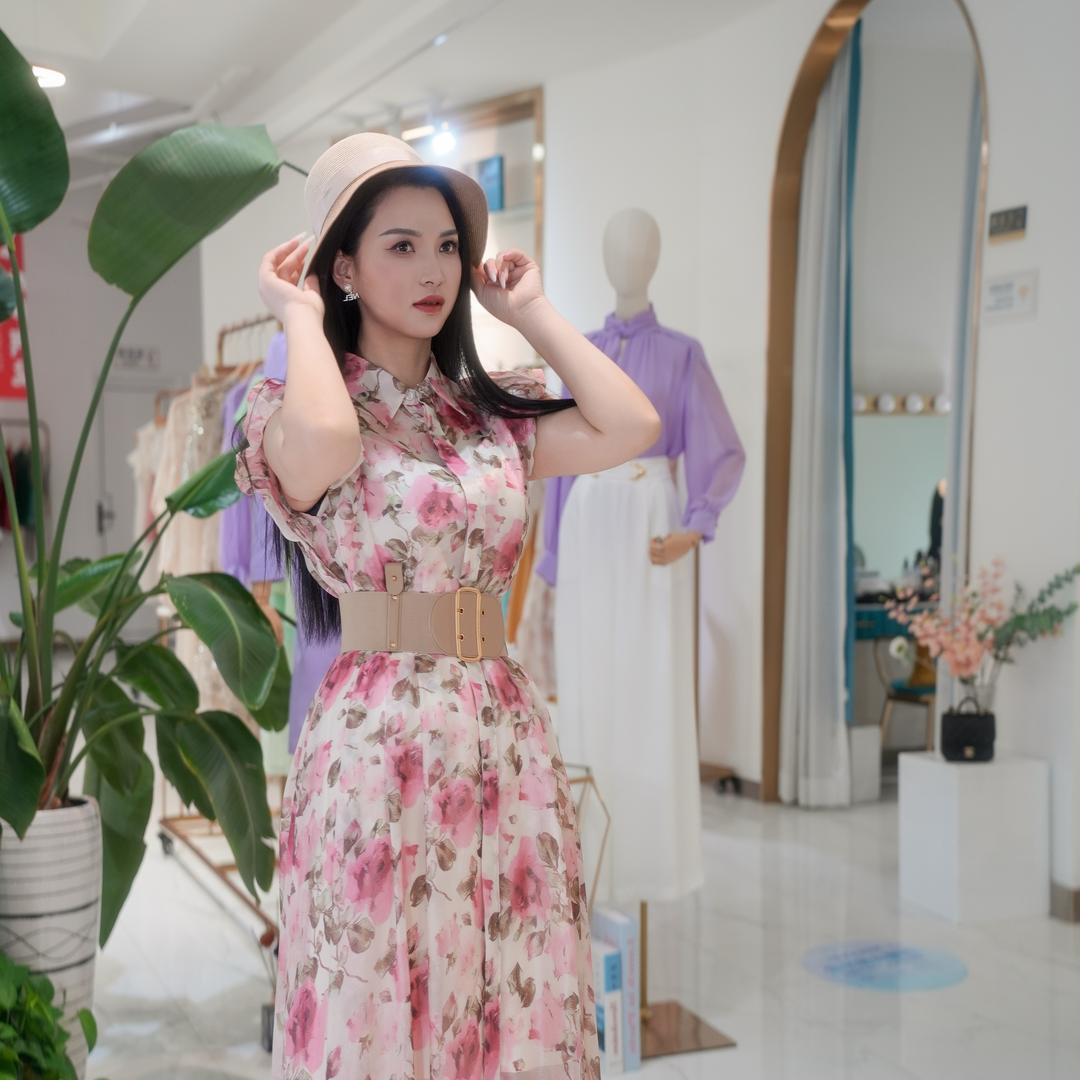 鐇鼓一哈小跟班