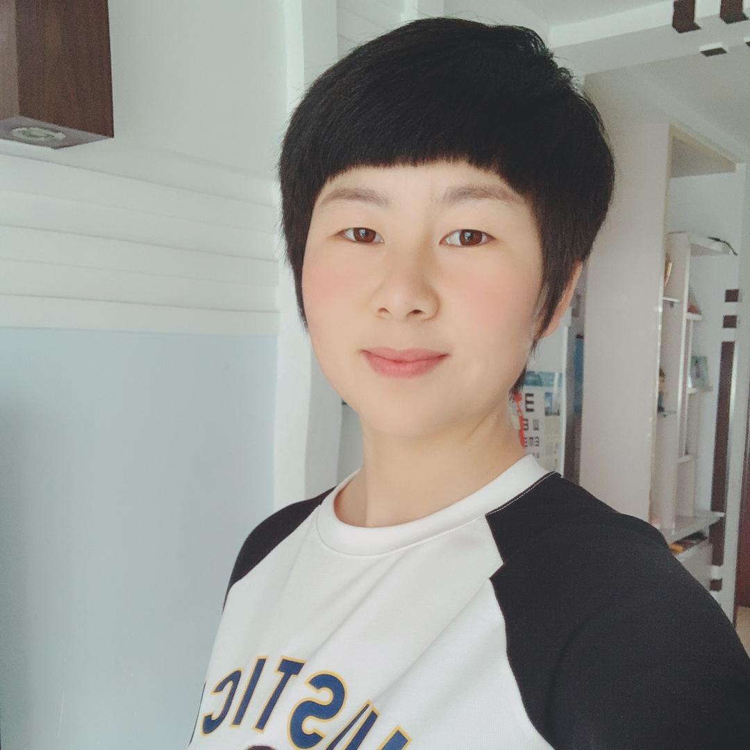 周周有钱花🐍（周群）