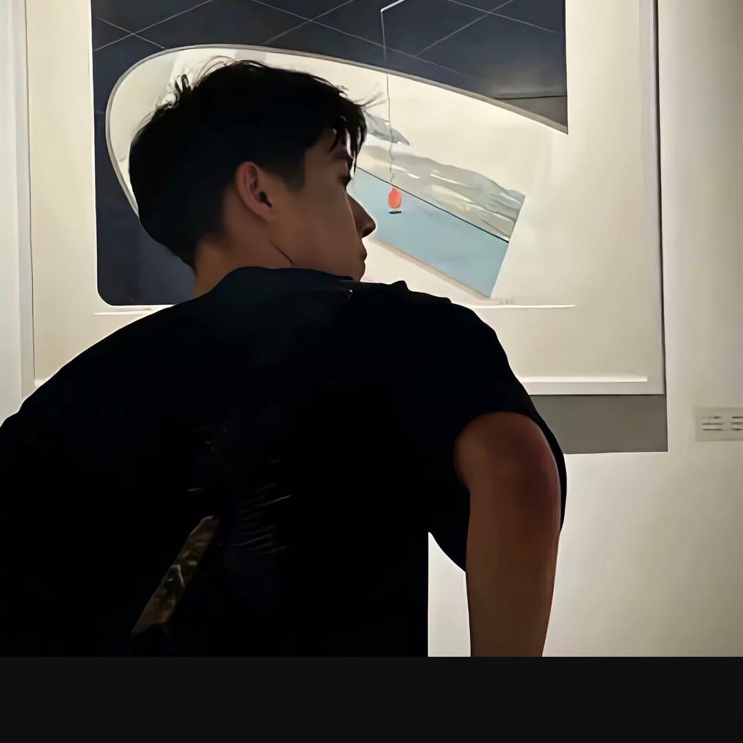伦.