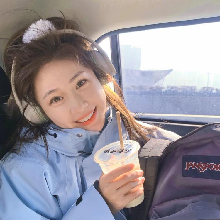 么么茶化妆师贝儿