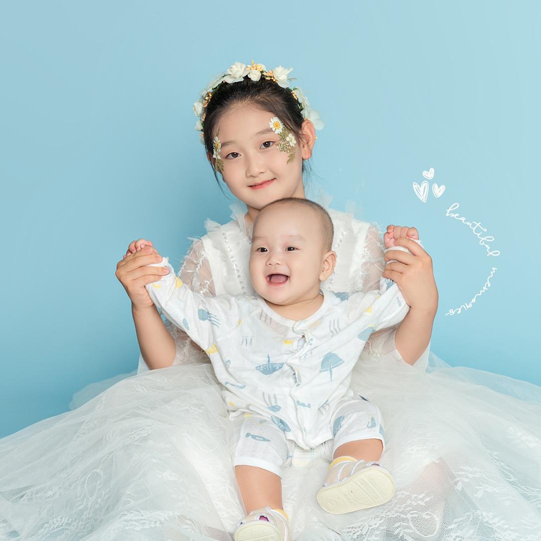 倩倩{总李婚车租赁，鲜花💐}