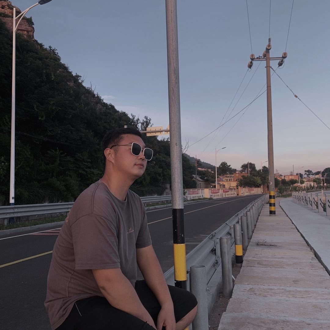 不爱上班李清平