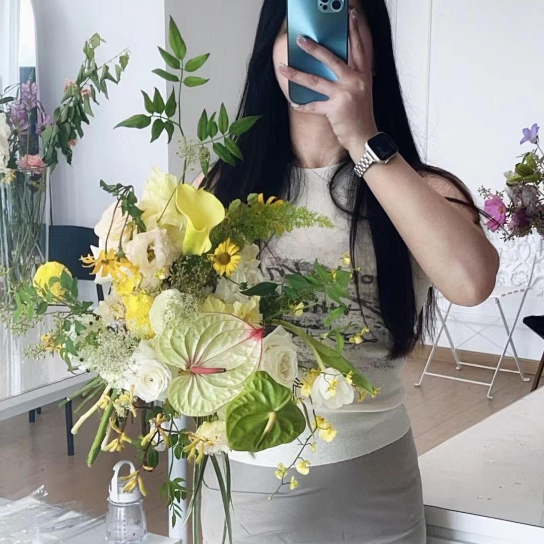 高小主爱鲜花🫧