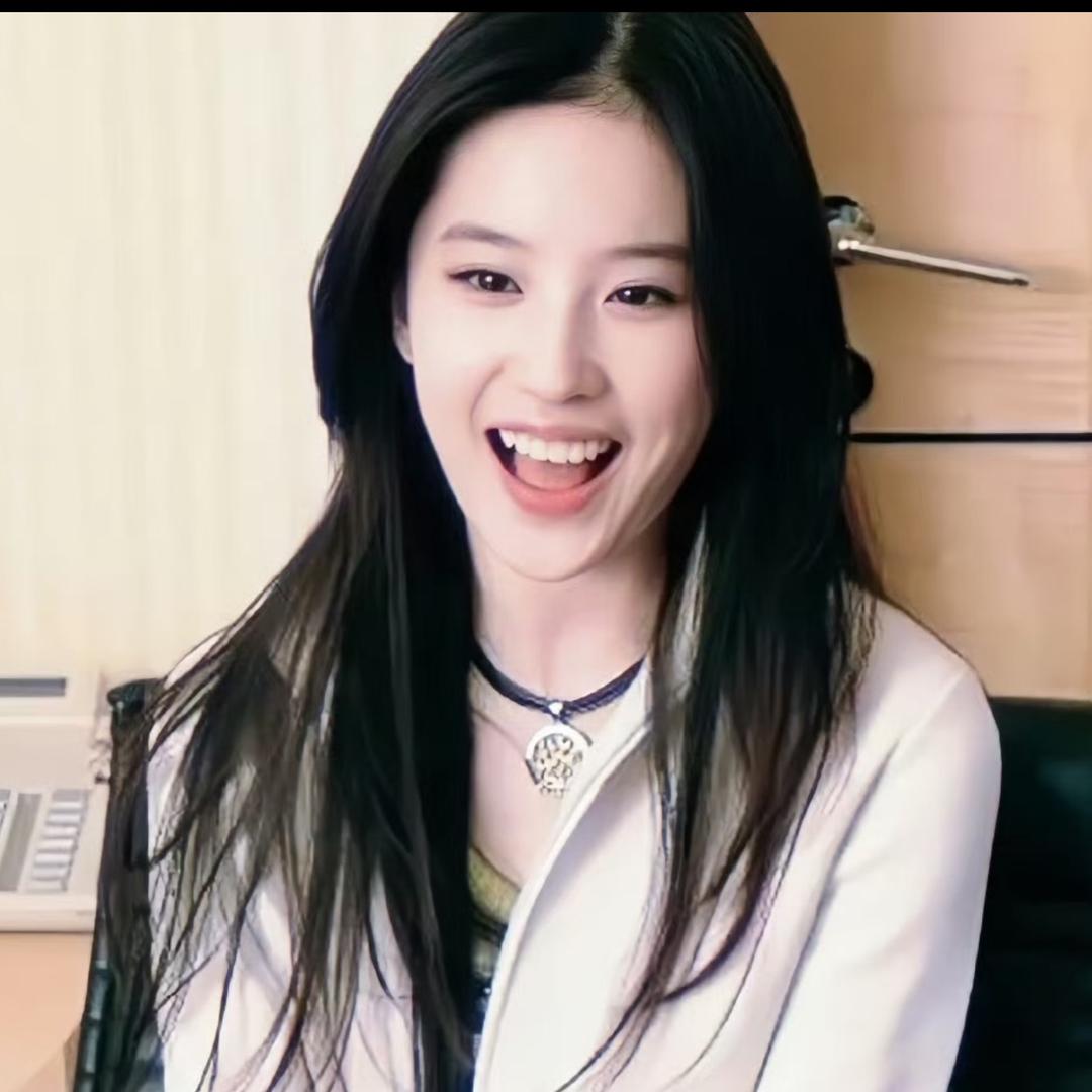 琪琪爱吃香菜ovo