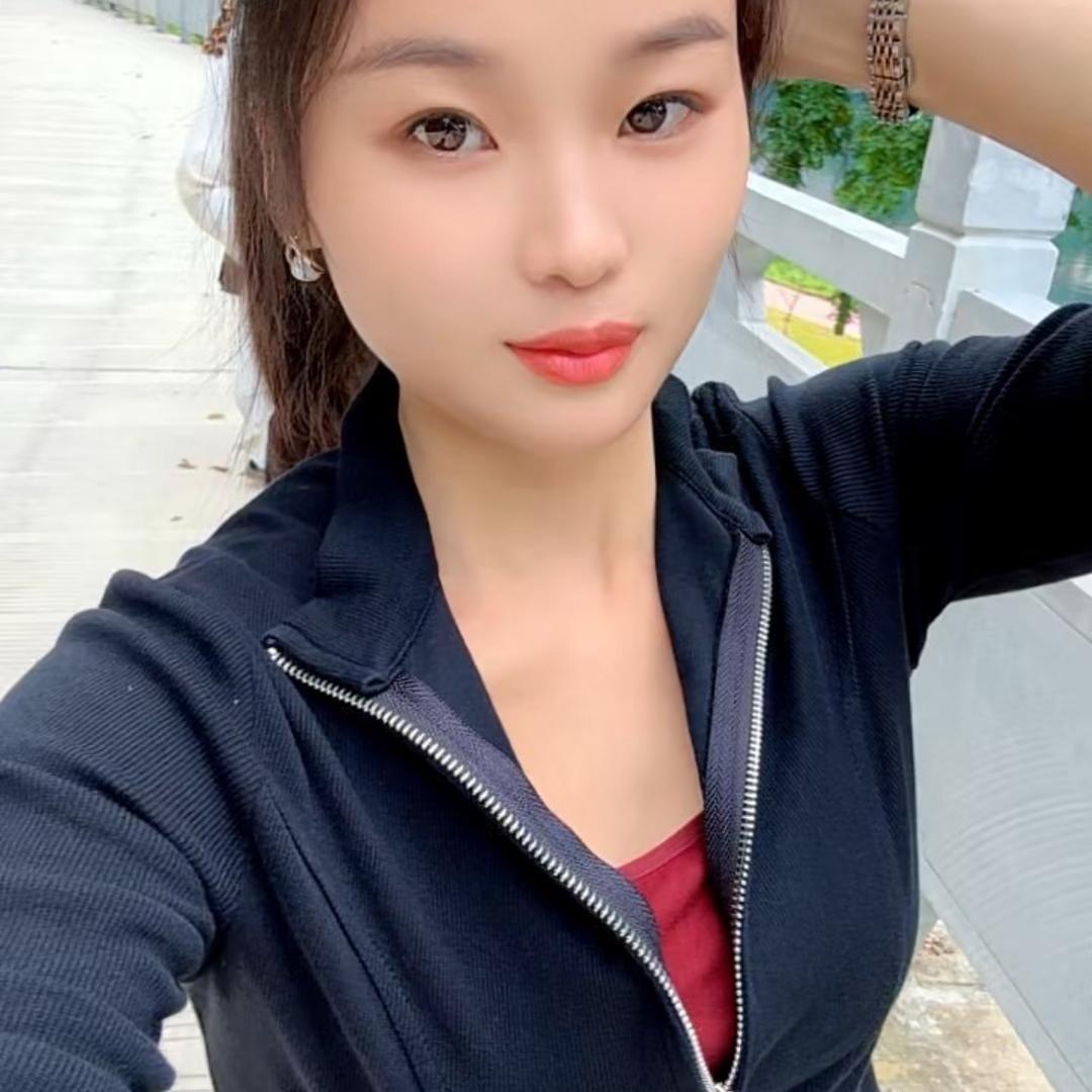 小艳服饰