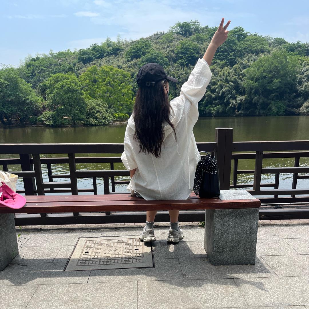宁宁.⛱️