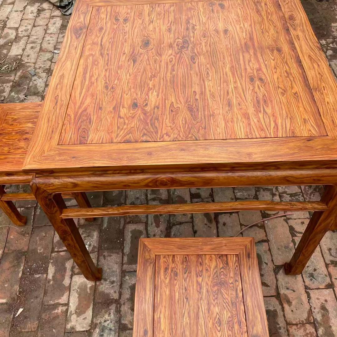 明清黄花梨古典工艺精品店