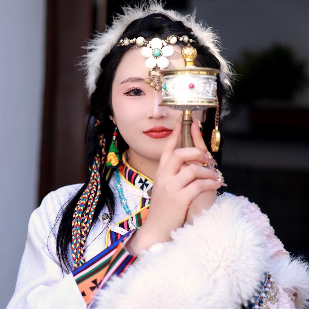 ℳঞ ໌້ᮨ清醒ღ᭄ 💕