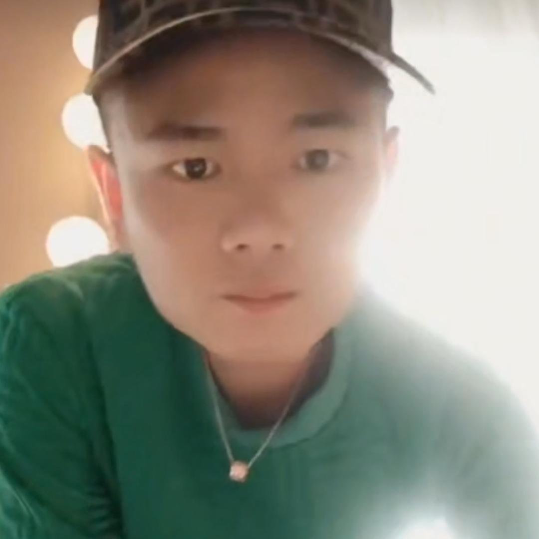 等到有钱了,再联系转回那2500给你😋