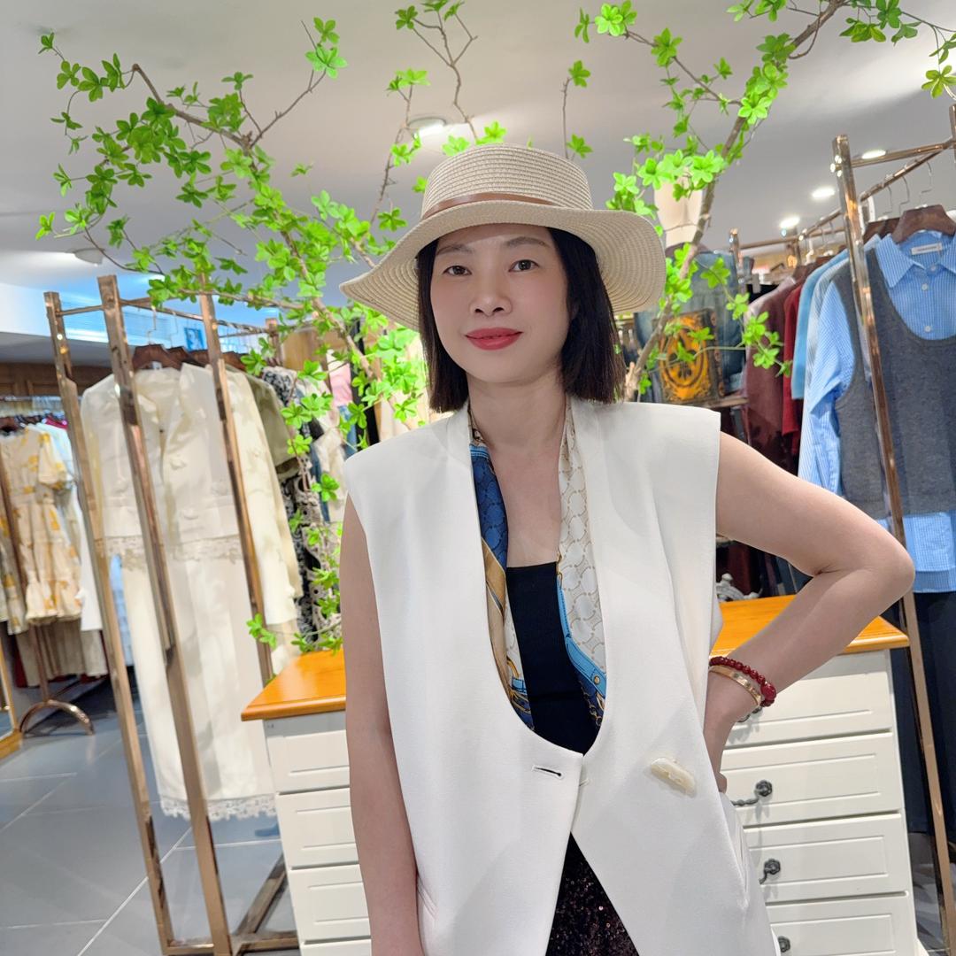 王姐姐爱穿搭