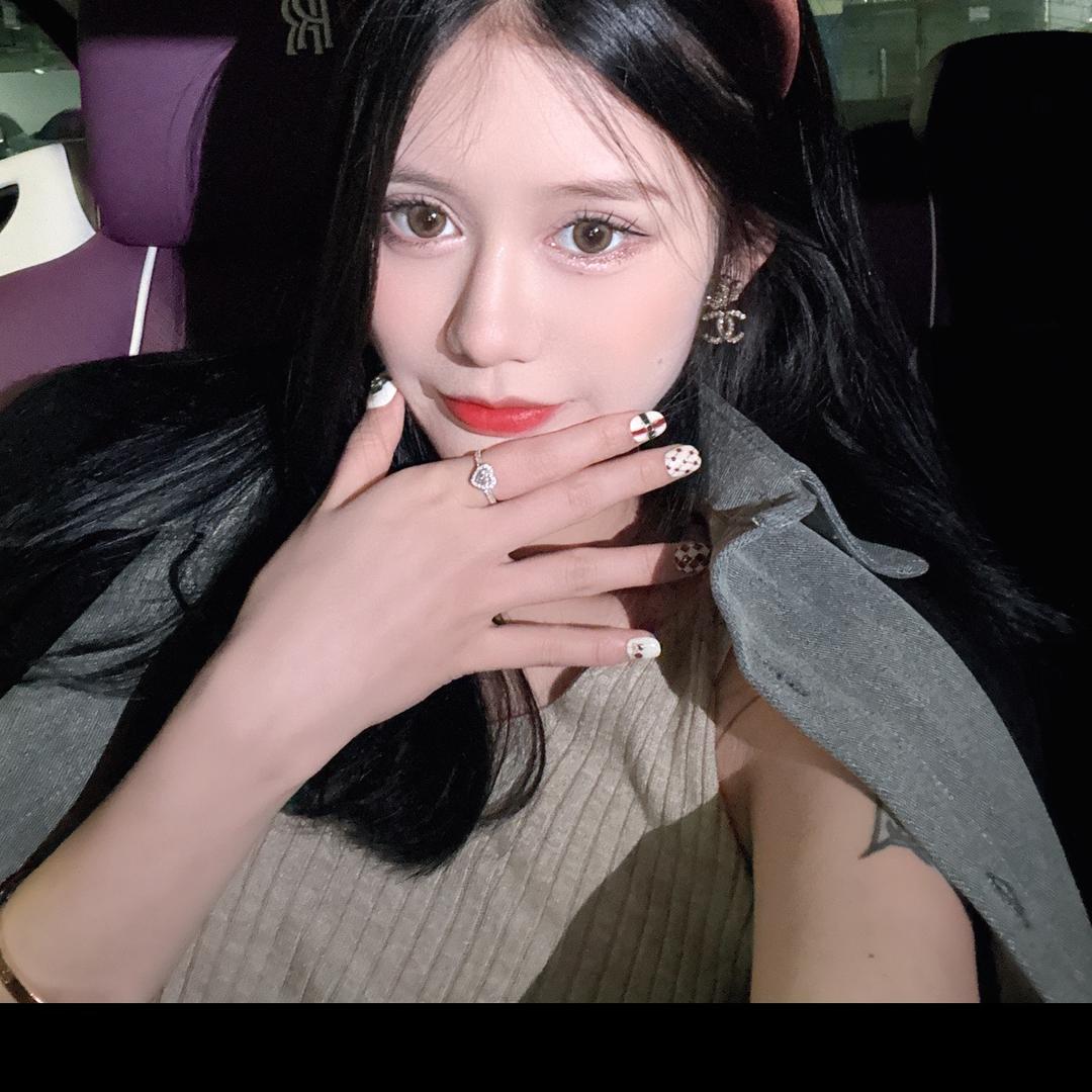 艳艳艳女王