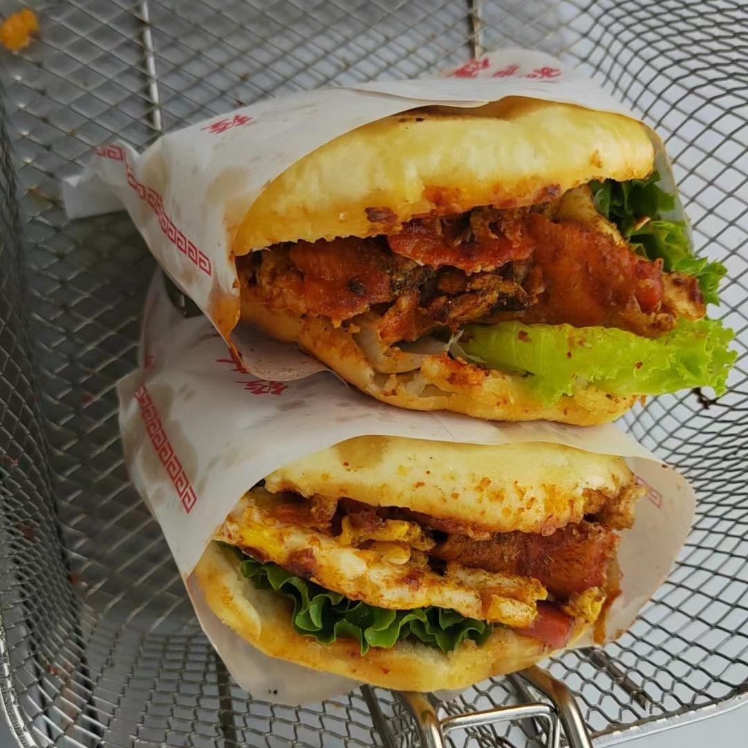 贺姐奎屯里脊肉夹馍