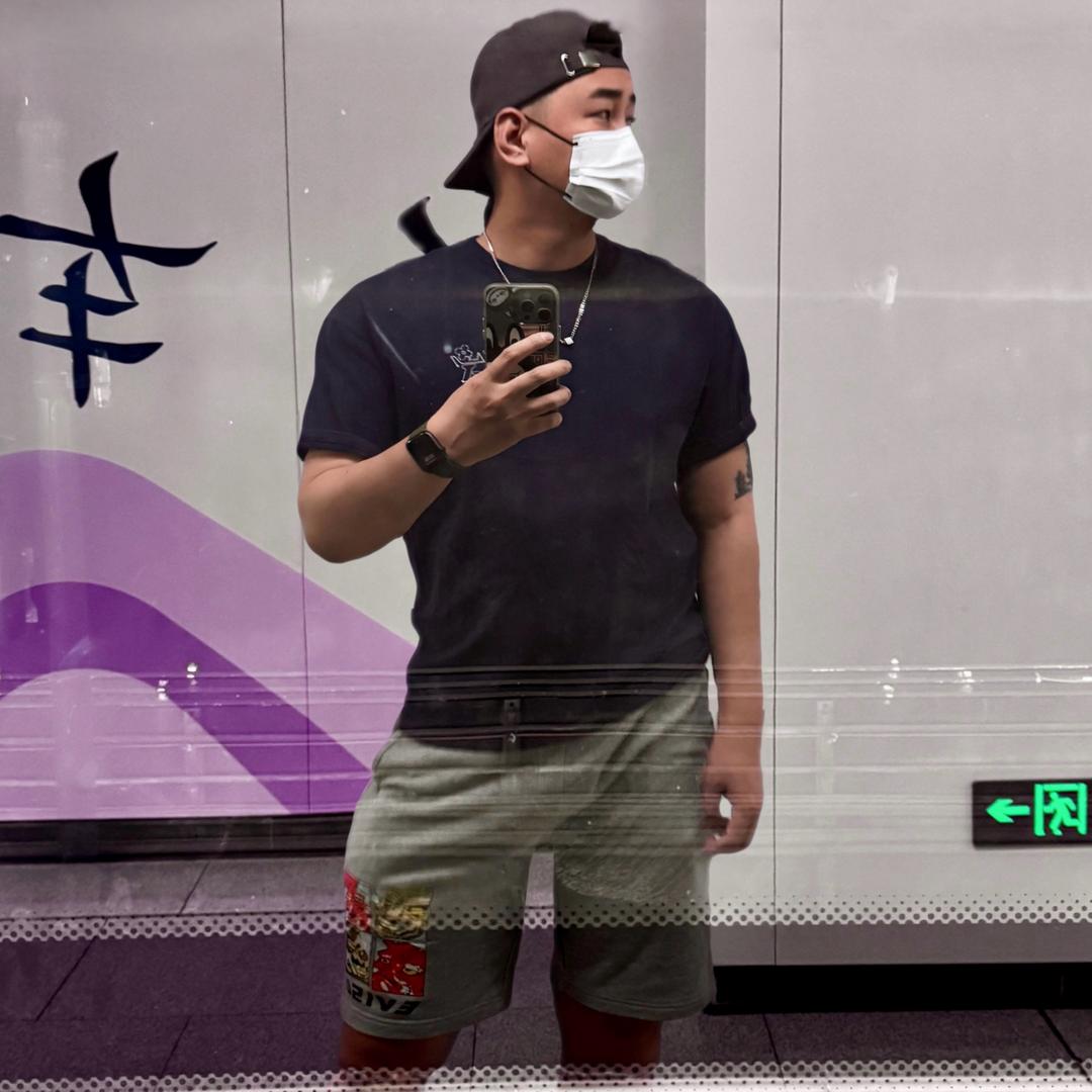 🇨🇳坦克哥哥🇨🇳