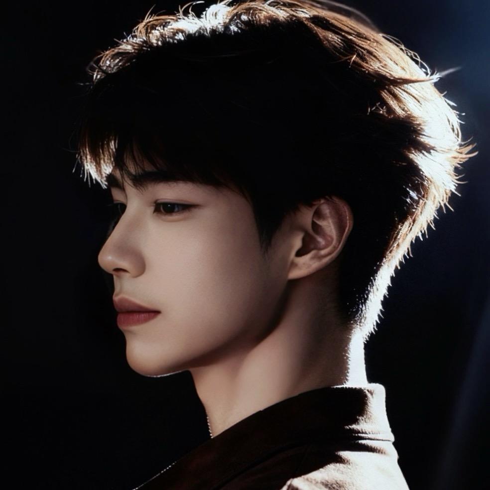 培煊（网络帅哥）