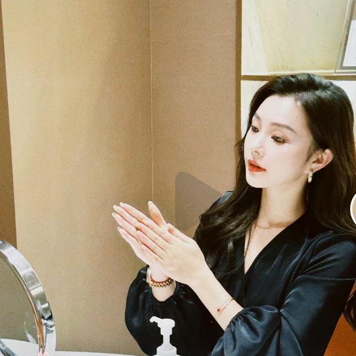 品美丽人生（向向）