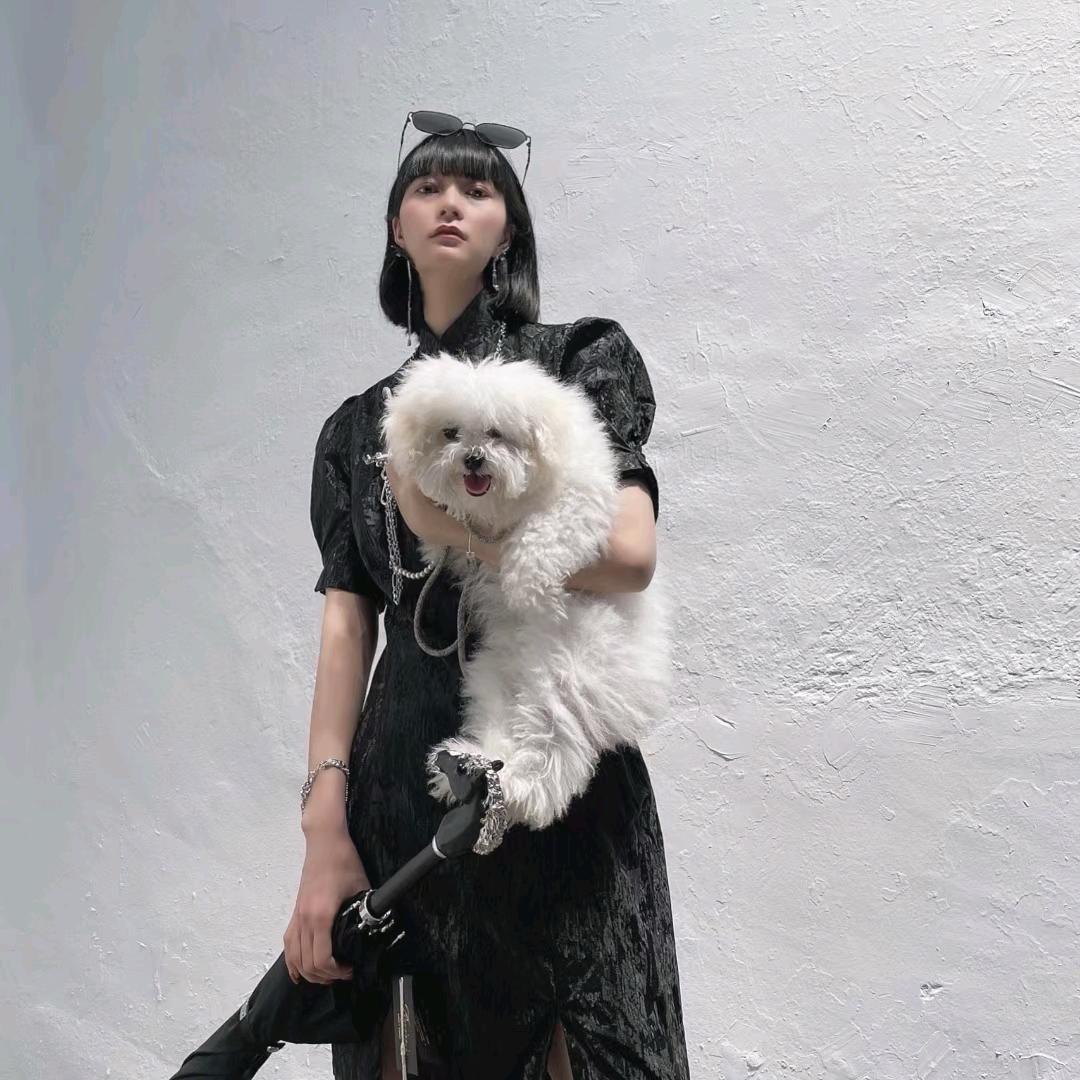 ZISSTAR全球设计师品牌集合店