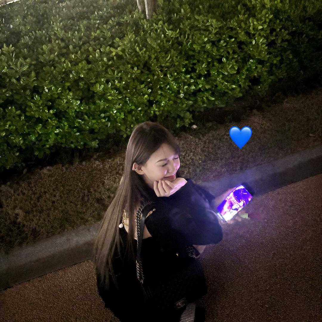 一个moment就足够