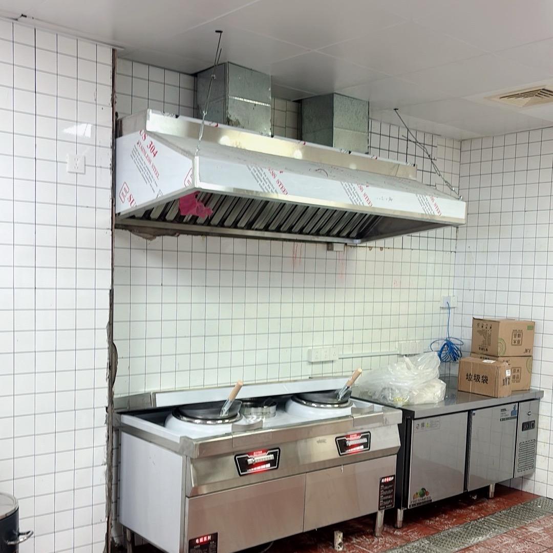 厨房设备、通风管道、排烟罩、风机、净化器