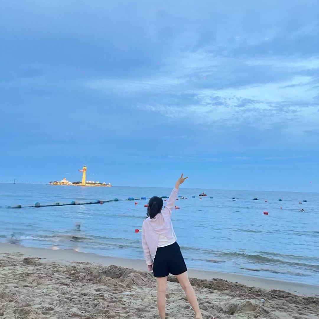 0  玲