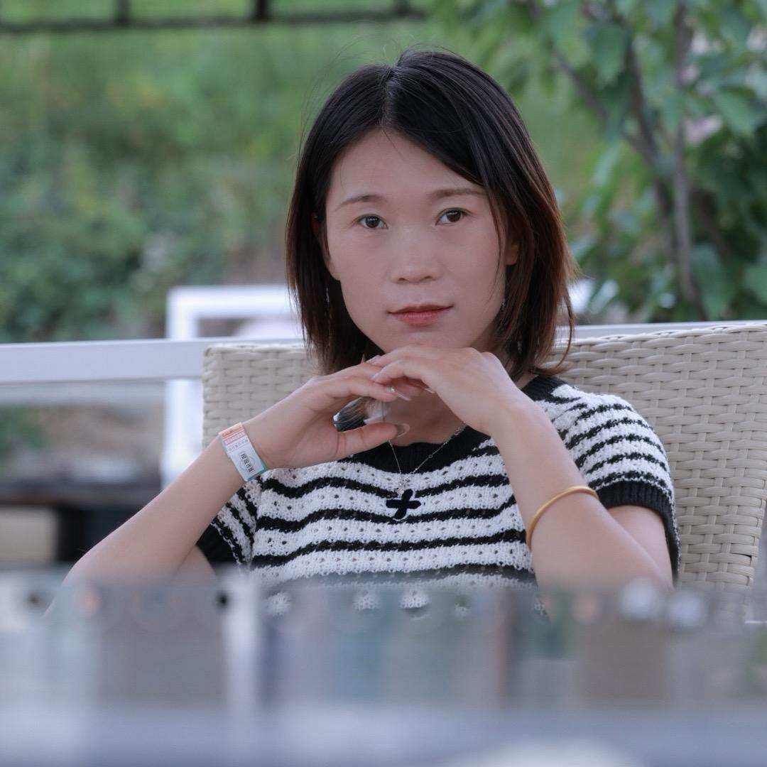 小雪.一家专业做美睫的店