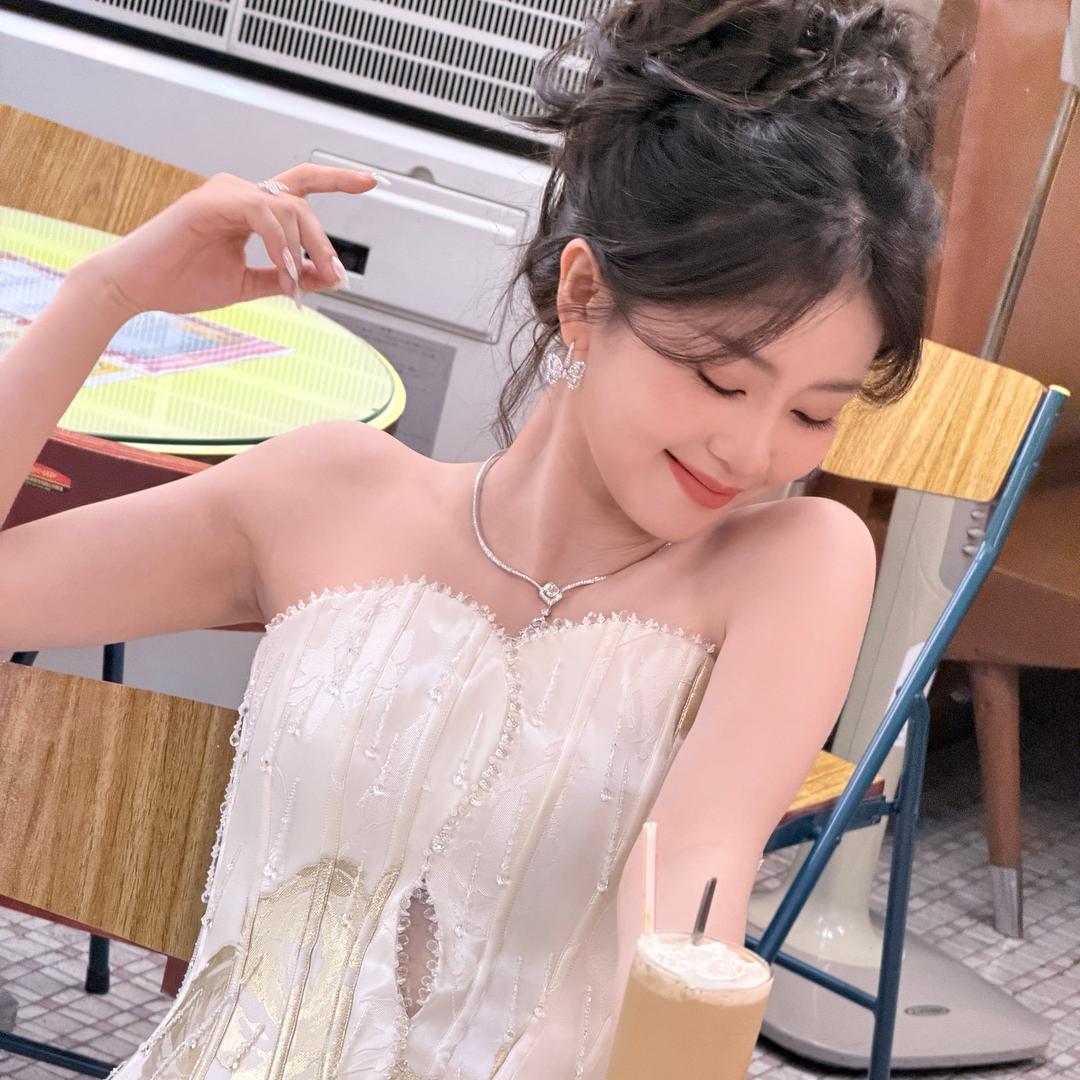 小菠L