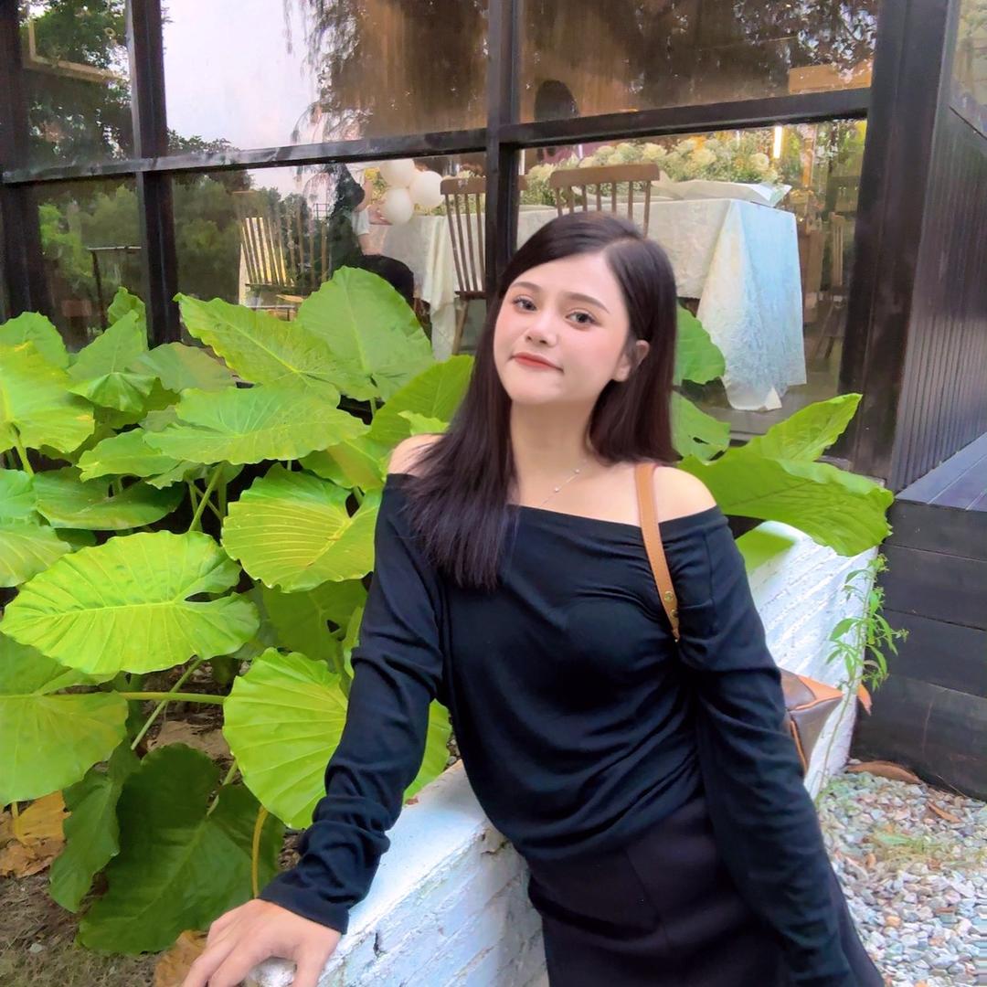 Ruyi。