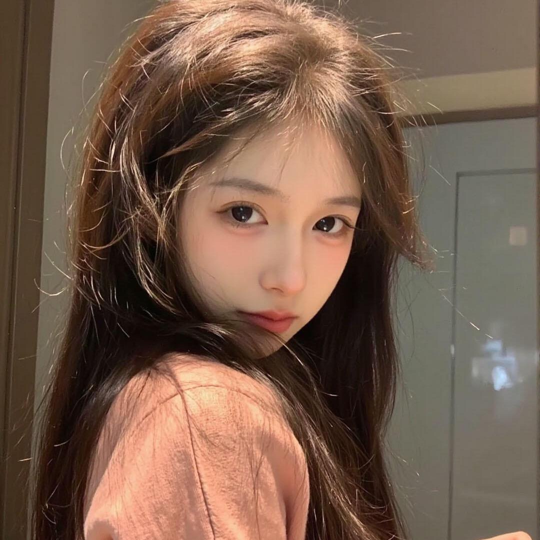 𝓤𝓷𝓲𝓺𝓾𝓮.