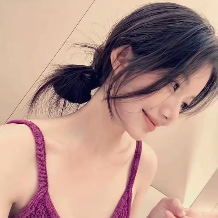 带点社会的甜妹