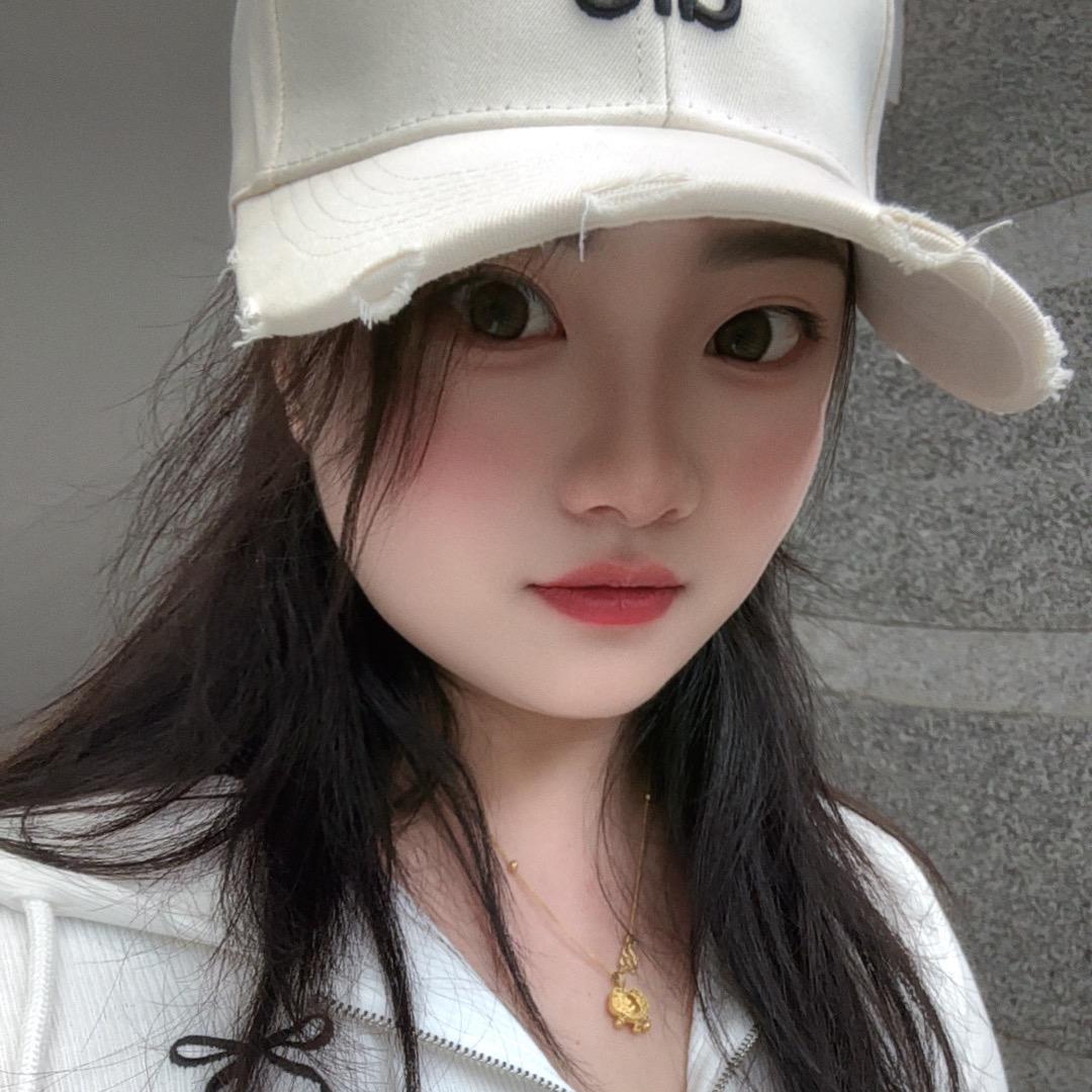 芸溦
