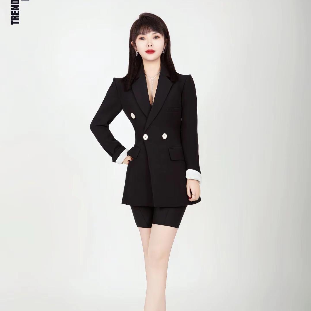 李李～