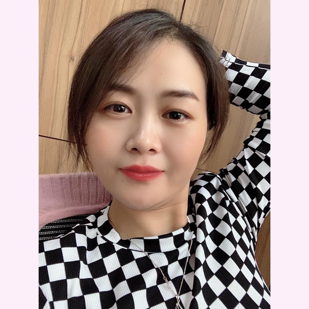 李小静