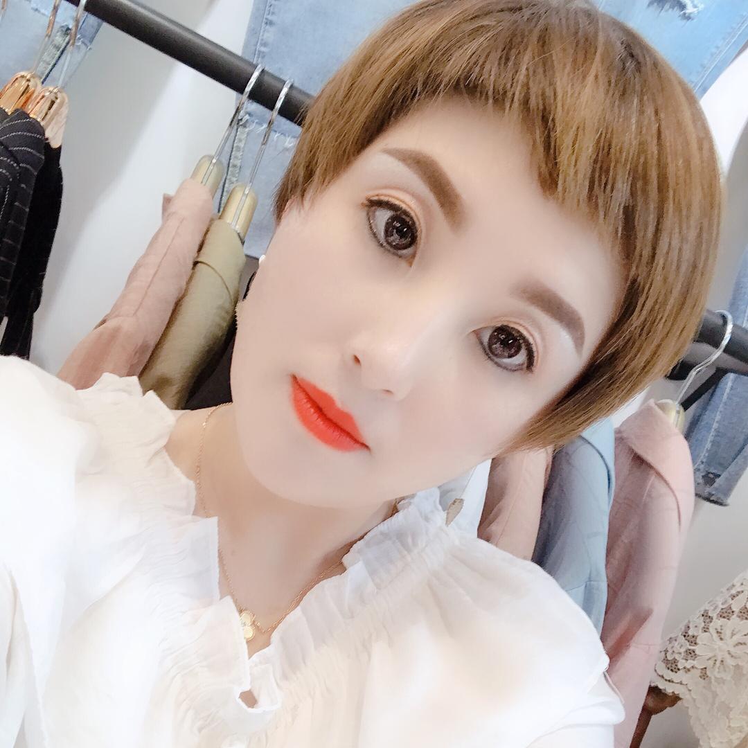 天津市西青区宏祥潮品服装销售店