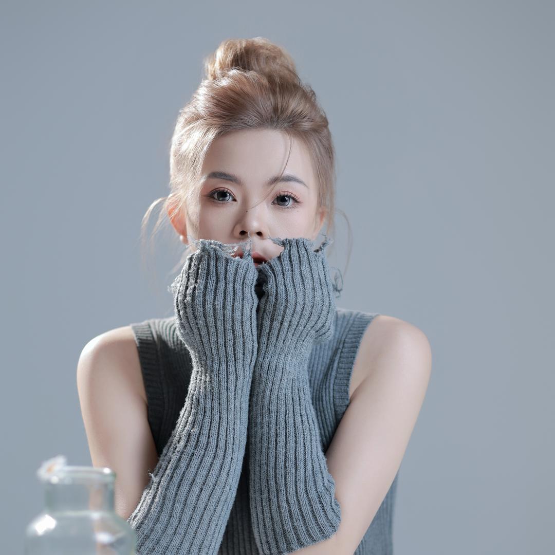 @     小杨要快乐吖