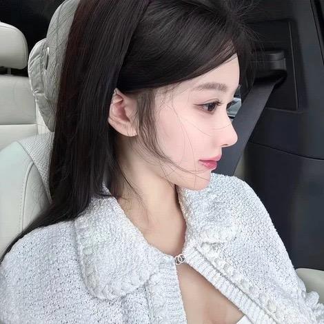 小不溜.
