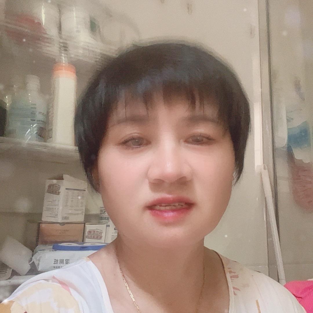 秀英（好物在橱窗）