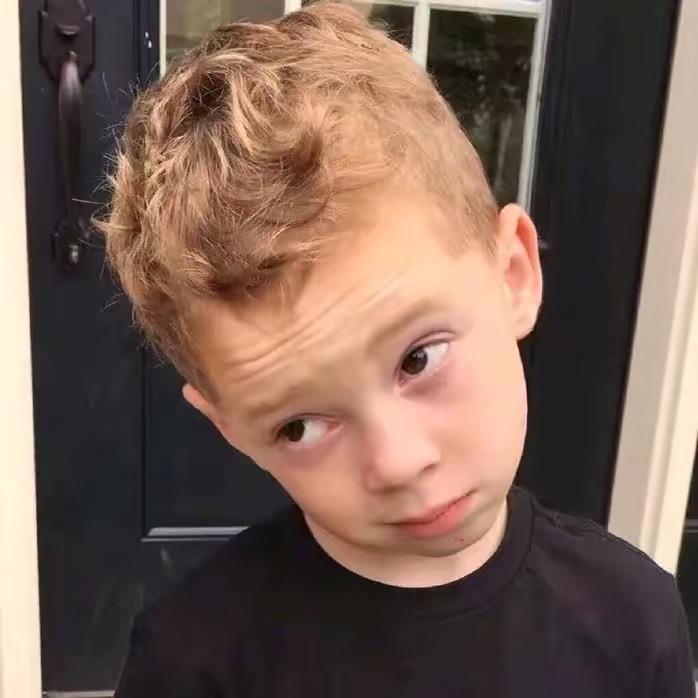 小卖部里有个你