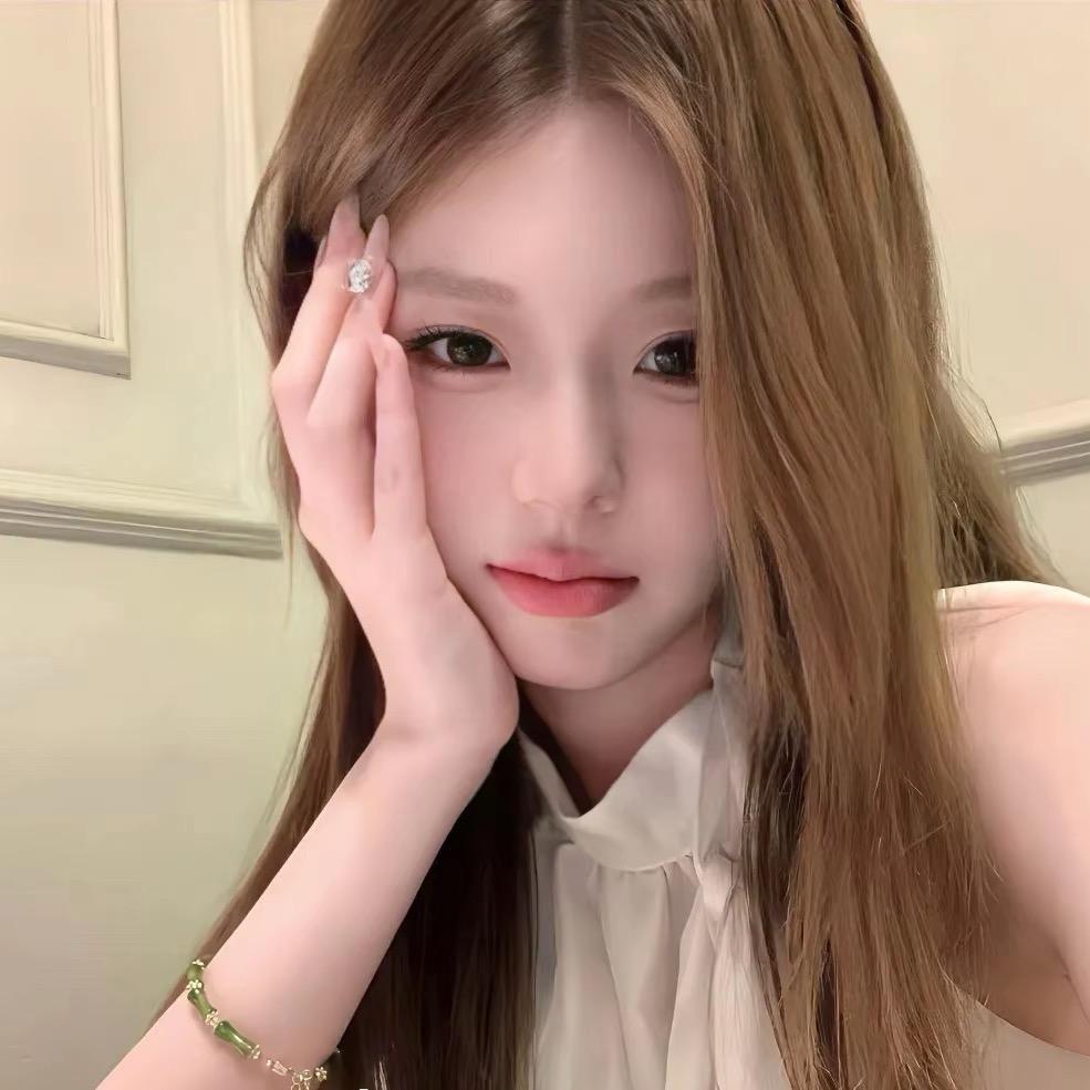 蔓鹅.