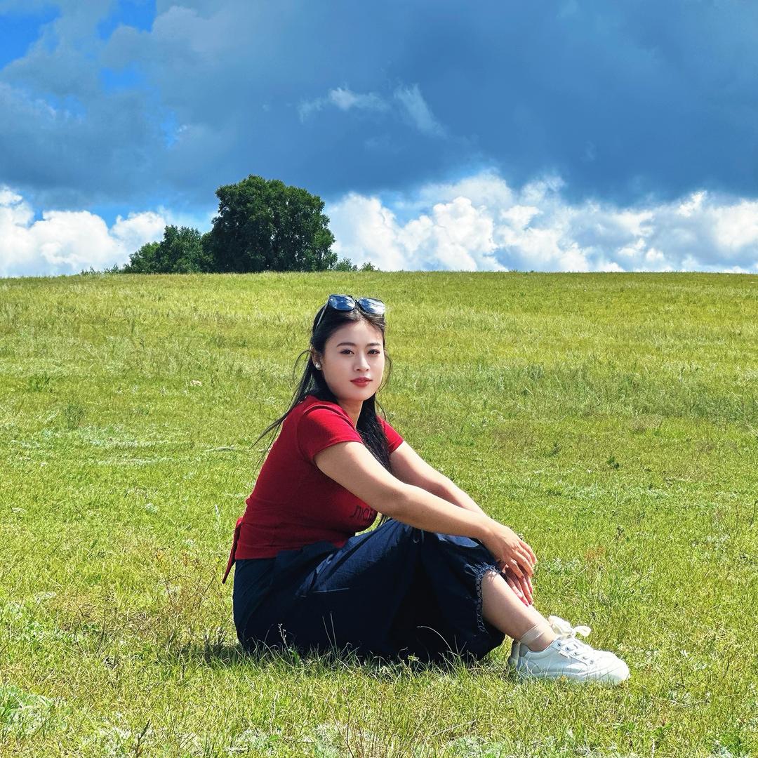 এ᭄ℳ๓ 暖心♥️向阳☀᭄