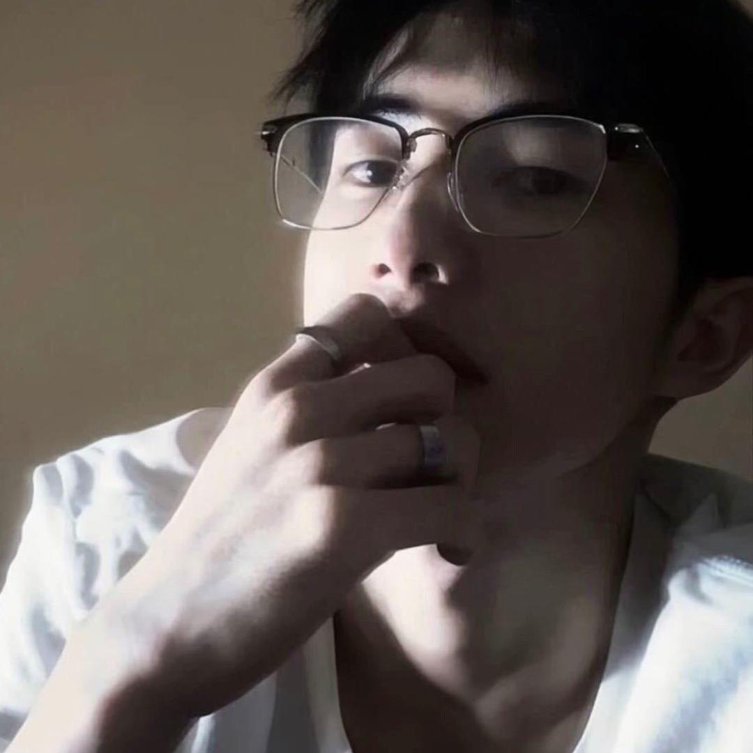 蒋凸凸