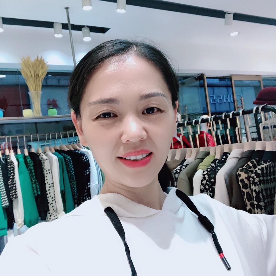 @周周