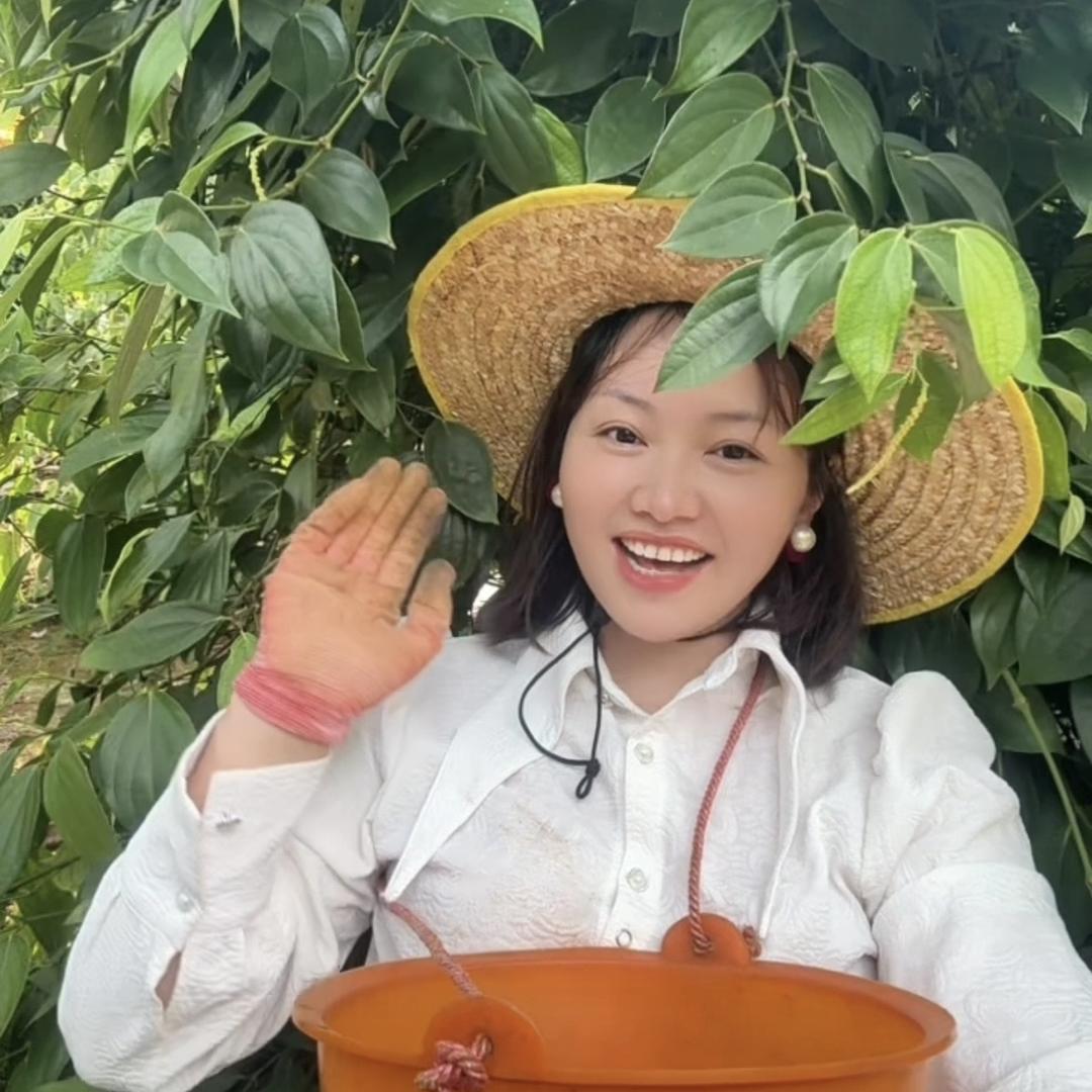 村花安小鱼
