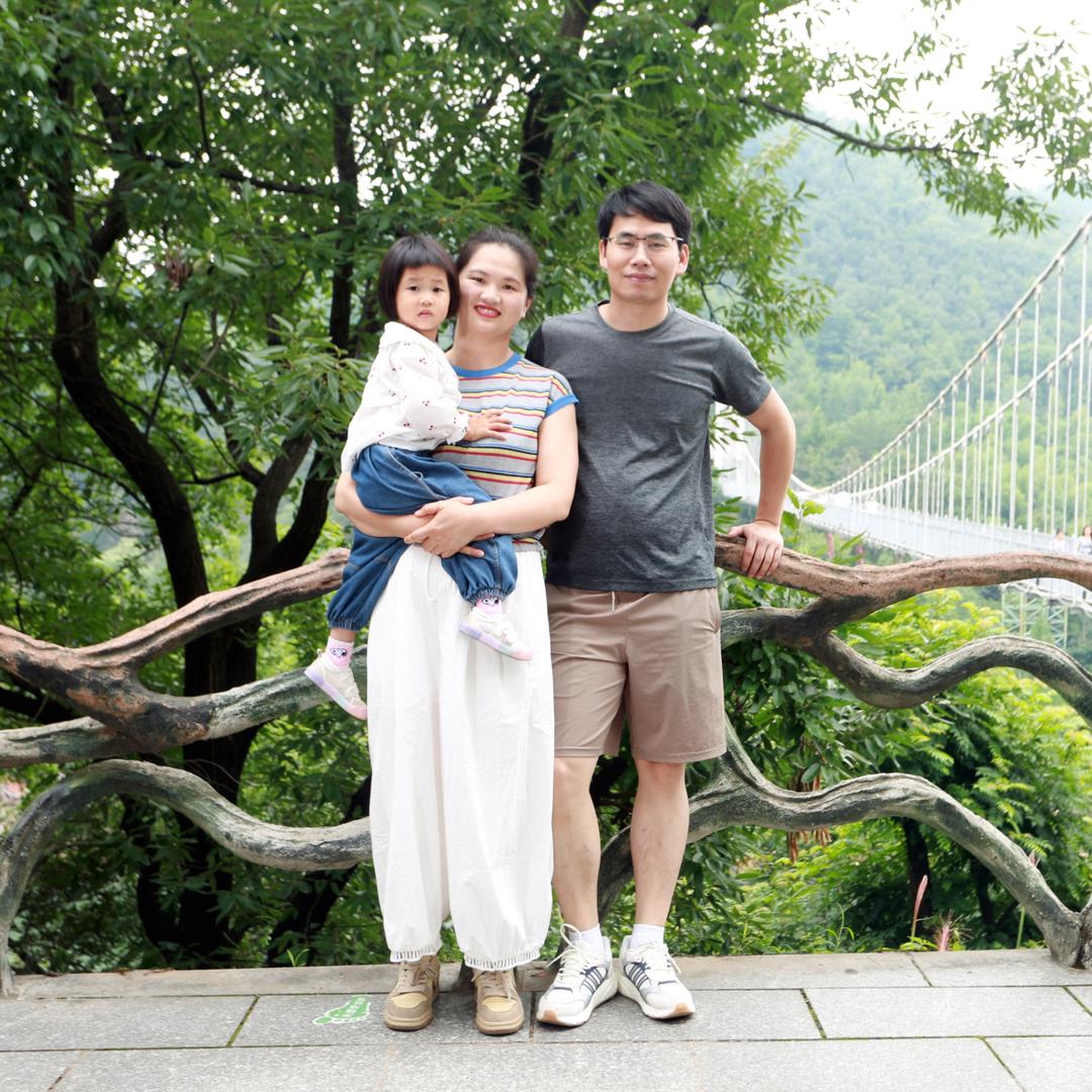 瑶瑶麻麻(备孕小宝中蓝色)