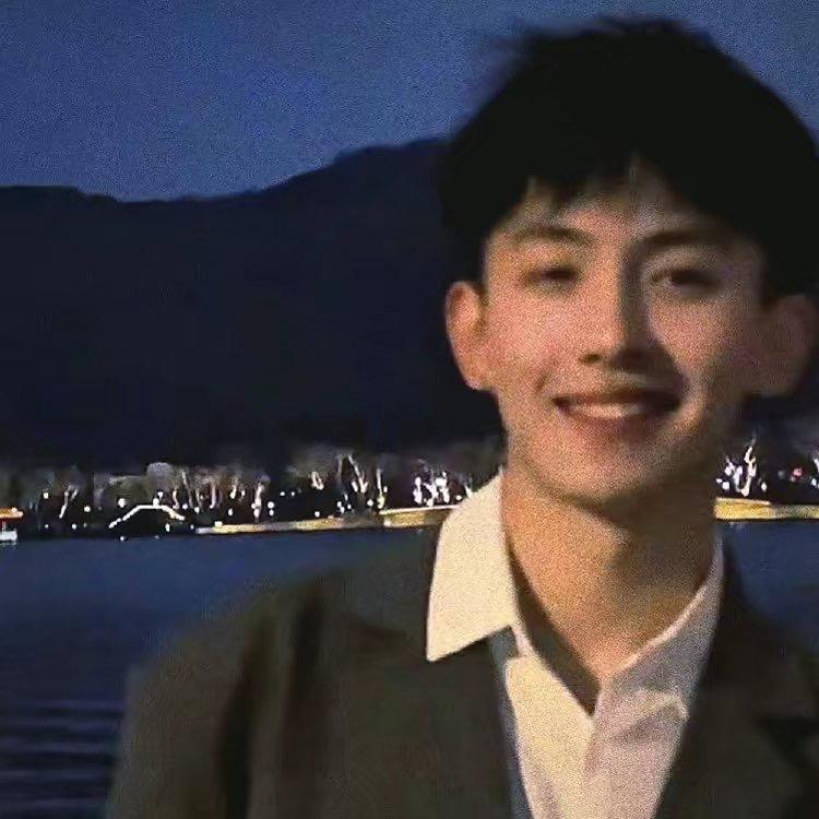 🐅🌈❄️啊兵