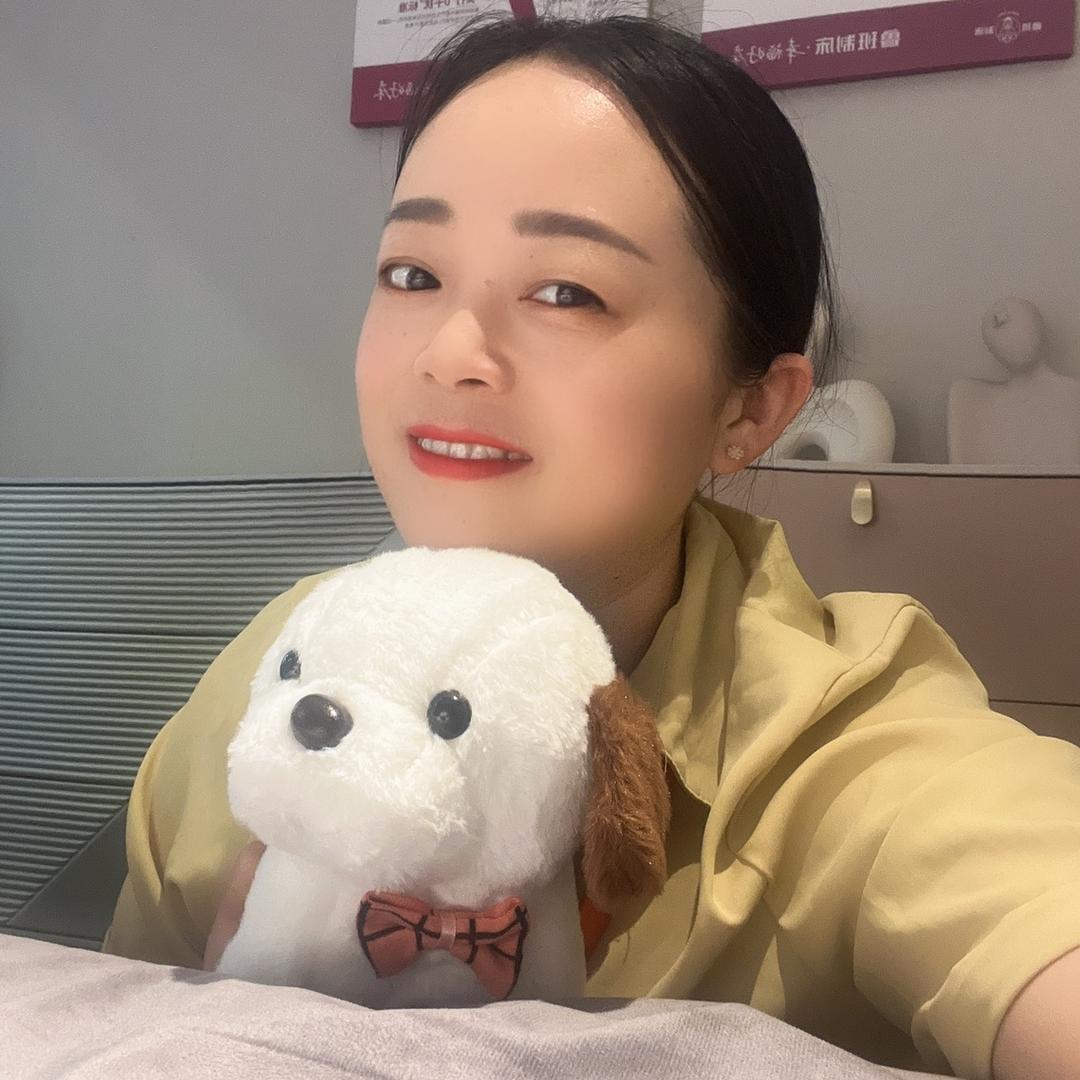 誉皇家居～慕思寝具～柳红