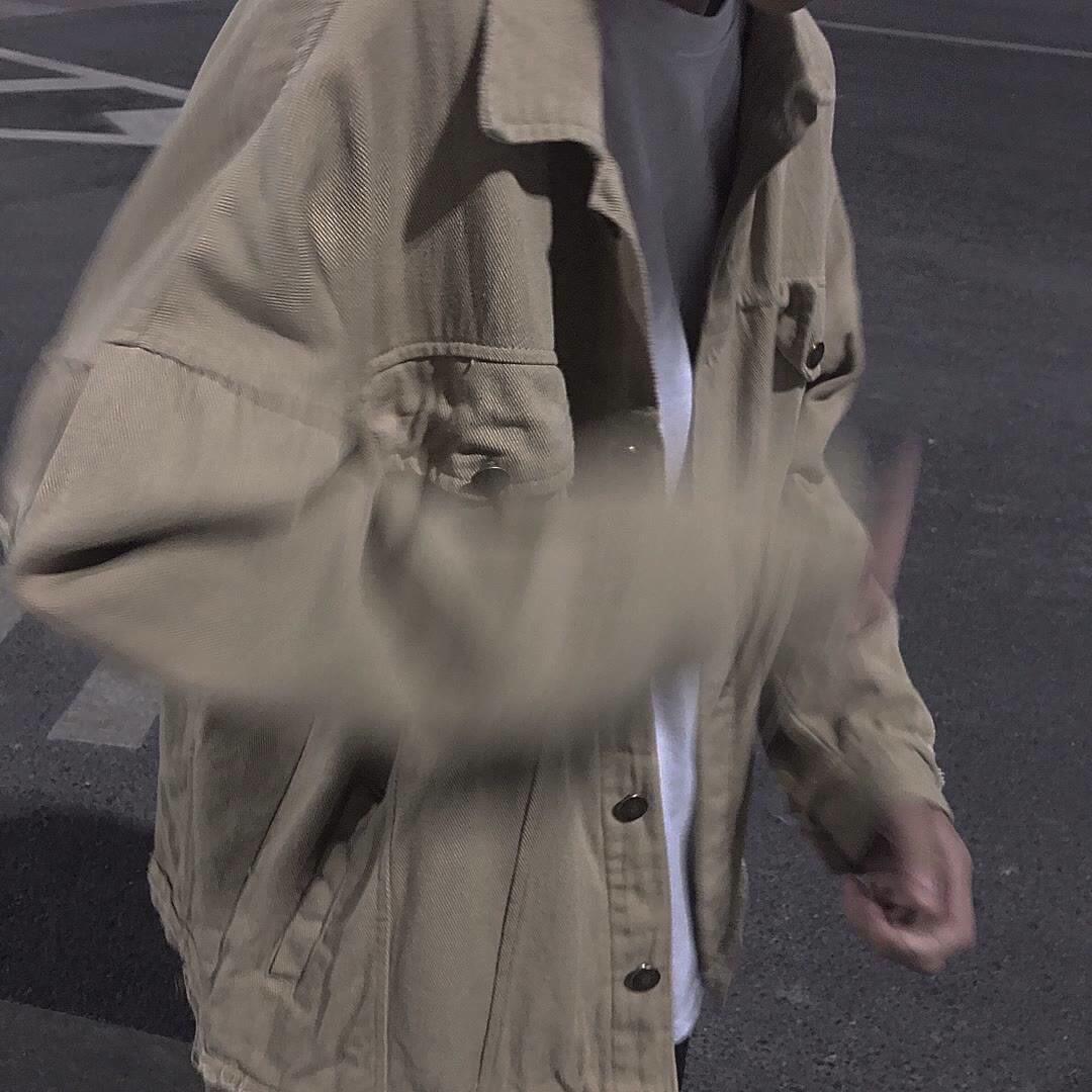 钟意/.